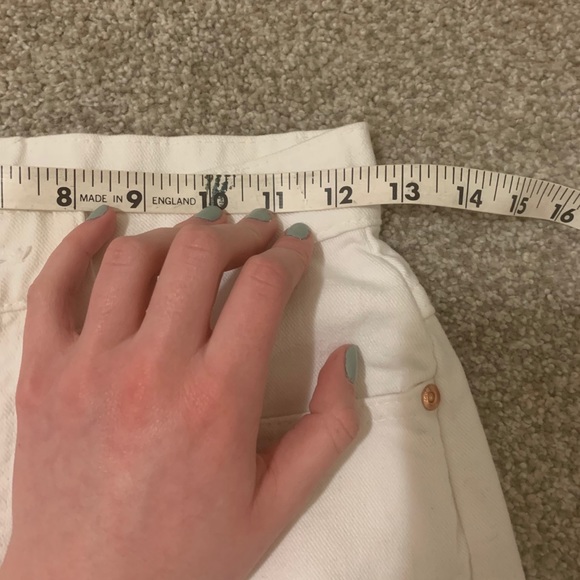 SOLD!!! Levi’s Jeans - Picture 7 of 10